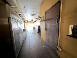 Tyrwhitt Road (D8), Retail #566780821
